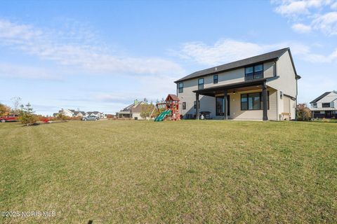 Tiny photo for 6035 Walnut Springs Boulevard, Sylvania, OH 43560 (MLS # 10001063)