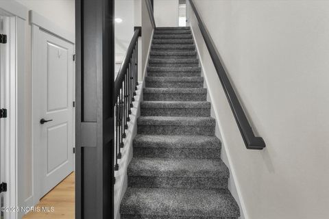 Tiny photo for 6035 Walnut Springs Boulevard, Sylvania, OH 43560 (MLS # 10001063)