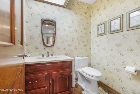 Tiny photo for 8801 W Bancroft Street, Toledo, OH 43617 (MLS # 10002991)