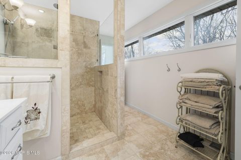 Tiny photo for 8801 W Bancroft Street, Toledo, OH 43617 (MLS # 10002991)