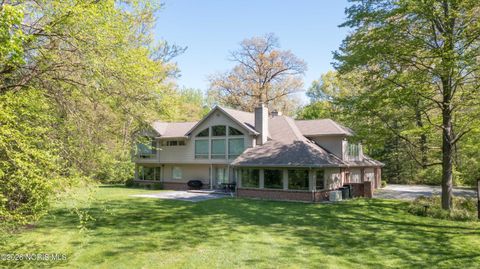 Tiny photo for 8801 W Bancroft Street, Toledo, OH 43617 (MLS # 10002991)