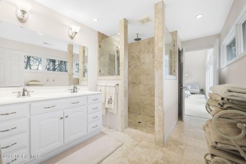 Tiny photo for 8801 W Bancroft Street, Toledo, OH 43617 (MLS # 10002991)