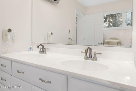 Tiny photo for 8801 W Bancroft Street, Toledo, OH 43617 (MLS # 10002991)