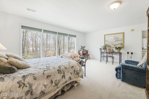 Tiny photo for 8801 W Bancroft Street, Toledo, OH 43617 (MLS # 10002991)