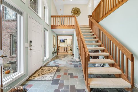 Tiny photo for 8801 W Bancroft Street, Toledo, OH 43617 (MLS # 10002991)