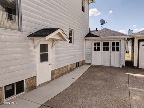 Tiny photo for 409 W Washington Street, Napoleon, OH 43545 (MLS # 10009129)