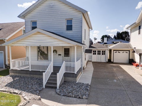 Tiny photo for 409 W Washington Street, Napoleon, OH 43545 (MLS # 10009129)