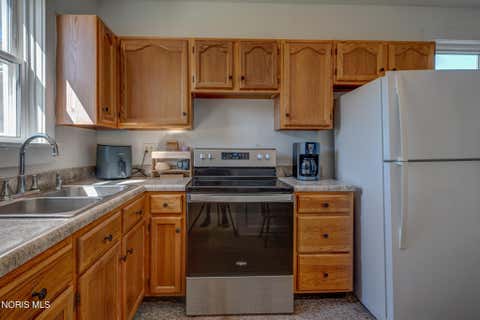 Tiny photo for 409 W Washington Street, Napoleon, OH 43545 (MLS # 10009129)
