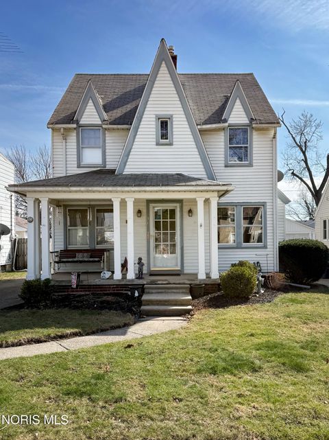 Photo of 31 W Capistrano Avenue, Toledo, OH 43612 (MLS # 10005553)