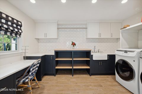 Tiny photo for 3544 Edgevale Road, Ottawa Hills, OH 43606 (MLS # 10003890)