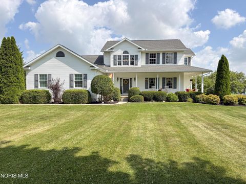 Homes For Sale - 910 Water Street<br/> Woodville, OH 43469