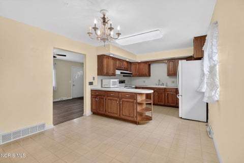 Tiny photo for 298 S Coy Road, Oregon, OH 43616 (MLS # 10012837)