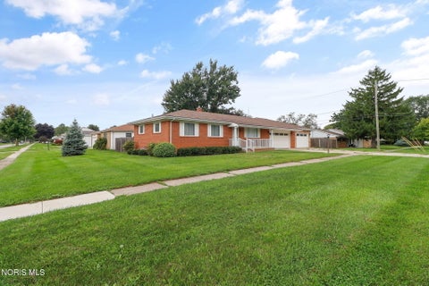 Tiny photo for 298 S Coy Road, Oregon, OH 43616 (MLS # 10012837)