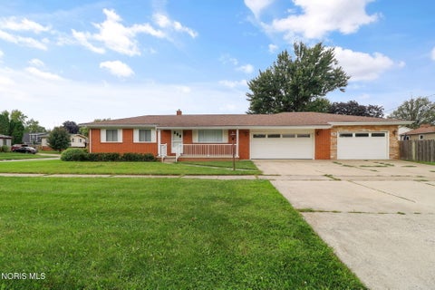 Tiny photo for 298 S Coy Road, Oregon, OH 43616 (MLS # 10012837)