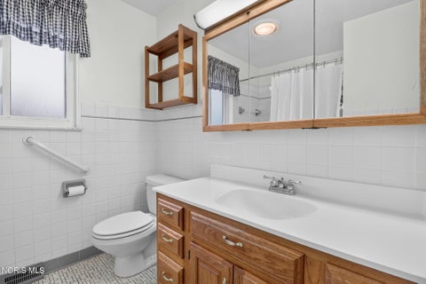 Tiny photo for 298 S Coy Road, Oregon, OH 43616 (MLS # 10012837)