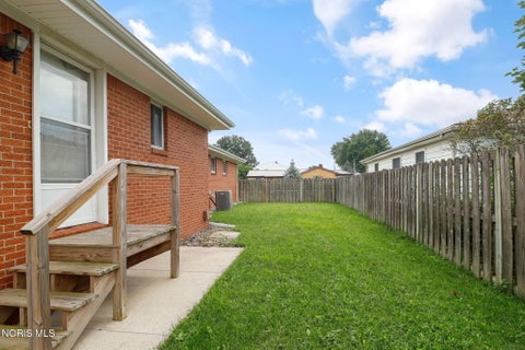 Tiny photo for 298 S Coy Road, Oregon, OH 43616 (MLS # 10012837)