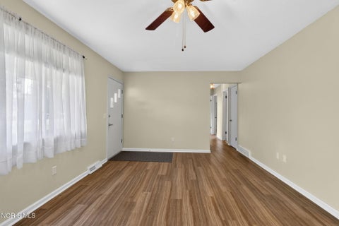 Tiny photo for 298 S Coy Road, Oregon, OH 43616 (MLS # 10012837)