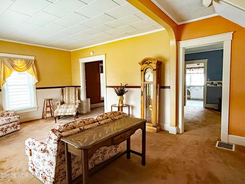 Tiny photo for 160 Elm Street, Fostoria, OH 44830 (MLS # 10000915)