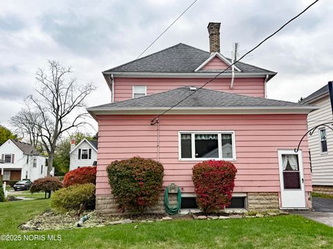 Tiny photo for 160 Elm Street, Fostoria, OH 44830 (MLS # 10000915)