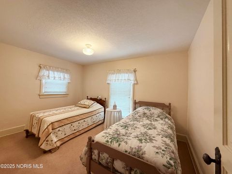 Tiny photo for 160 Elm Street, Fostoria, OH 44830 (MLS # 10000915)