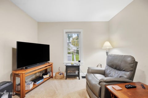Tiny photo for 405 W Wayne Street, Maumee, OH 43537 (MLS # 10013776)