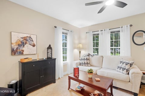 Tiny photo for 405 W Wayne Street, Maumee, OH 43537 (MLS # 10013776)