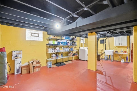 Tiny photo for 405 W Wayne Street, Maumee, OH 43537 (MLS # 10013776)