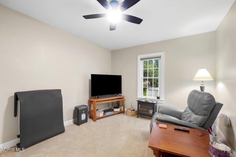Tiny photo for 405 W Wayne Street, Maumee, OH 43537 (MLS # 10013776)