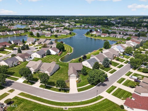 Tiny photo for 4828 Port Drive, Maumee, OH 43537 (MLS # 10012304)