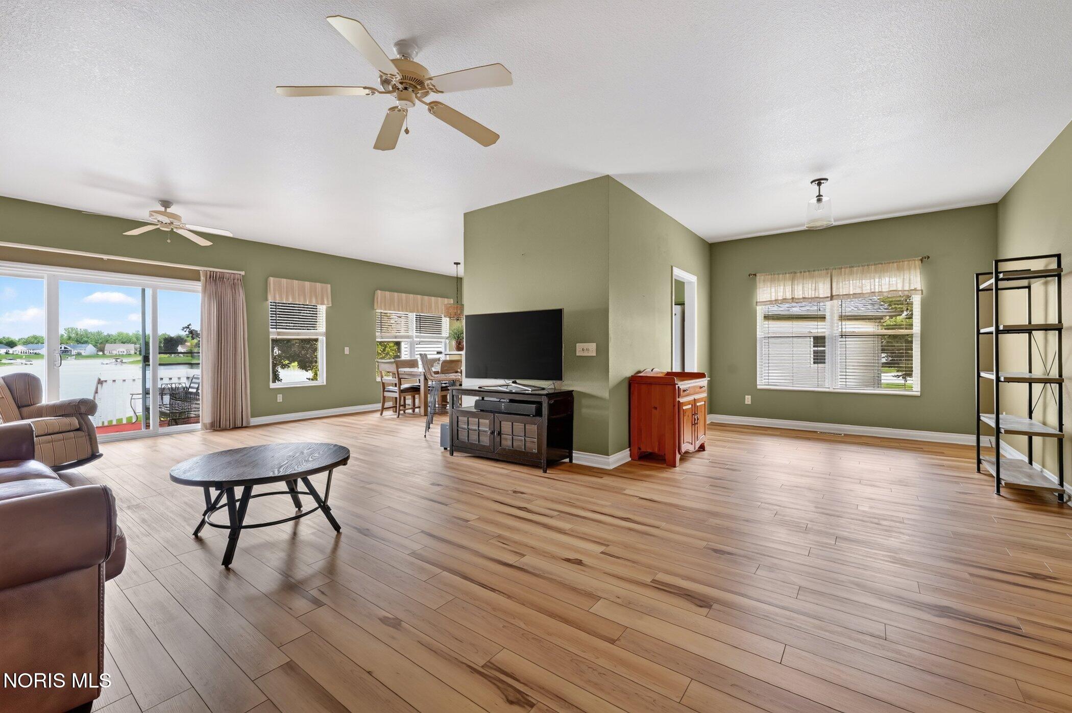4828 Port Drive