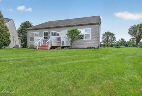 Tiny photo for 4828 Port Drive, Maumee, OH 43537 (MLS # 10012304)