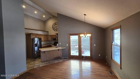 Tiny photo for 1725 Parkside Place, Findlay, OH 45840 (MLS # 10003351)