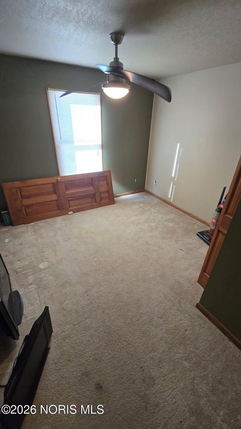 Tiny photo for 1725 Parkside Place, Findlay, OH 45840 (MLS # 10003351)