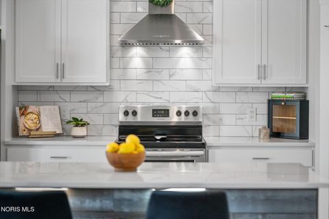 Tiny photo for 5635 Waterville Monclova Road, Monclova, OH 43542 (MLS # 10006360)