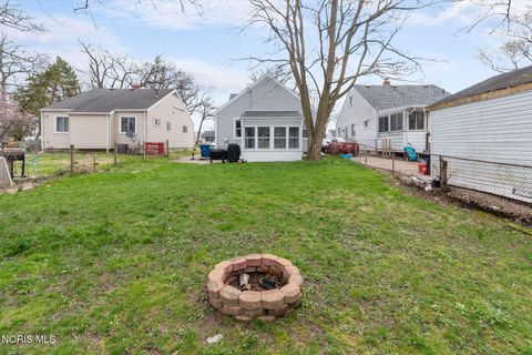 Tiny photo for 5855 Gany Mede Drive, Toledo, OH 43623 (MLS # 10006054)