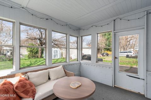 Tiny photo for 5855 Gany Mede Drive, Toledo, OH 43623 (MLS # 10006054)