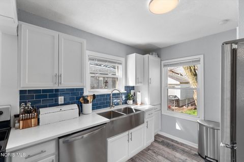 Tiny photo for 5855 Gany Mede Drive, Toledo, OH 43623 (MLS # 10006054)