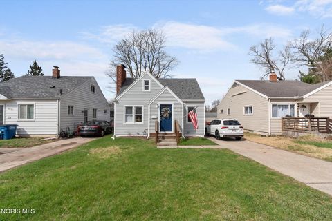 Photo of 5855 Gany Mede Drive, Toledo, OH 43623 (MLS # 10006054)