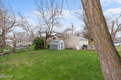 Tiny photo for 5855 Gany Mede Drive, Toledo, OH 43623 (MLS # 10006054)