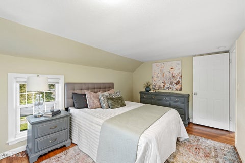Tiny photo for 1401 River Road, Maumee, OH 43537 (MLS # 10013984)