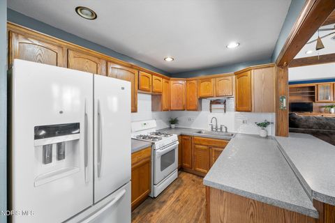 Tiny photo for 3237 Waldmar Road, Toledo, OH 43615 (MLS # 10006151)