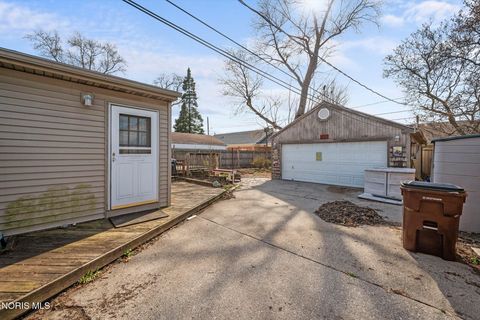 Tiny photo for 3237 Waldmar Road, Toledo, OH 43615 (MLS # 10006151)