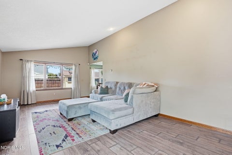 Tiny photo for 228 Capital Lane, Findlay, OH 45840 (MLS # 10013059)