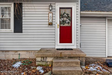 Tiny photo for 180 S Stadium Road, Oregon, OH 43616 (MLS # 10002357)