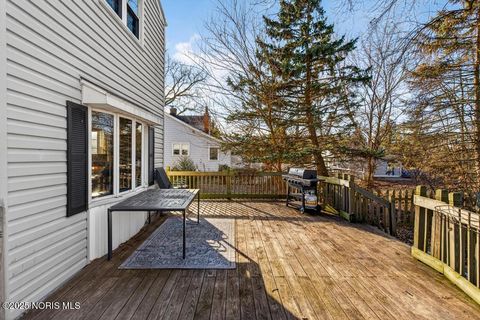 Tiny photo for 180 S Stadium Road, Oregon, OH 43616 (MLS # 10002357)