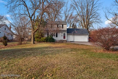 Tiny photo for 180 S Stadium Road, Oregon, OH 43616 (MLS # 10002357)