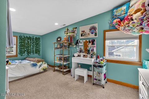 Tiny photo for 180 S Stadium Road, Oregon, OH 43616 (MLS # 10002357)