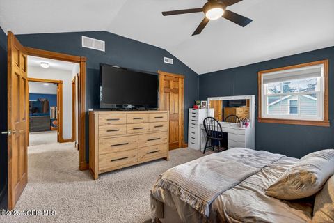 Tiny photo for 180 S Stadium Road, Oregon, OH 43616 (MLS # 10002357)