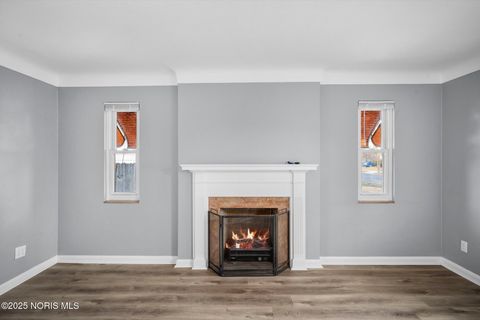 Tiny photo for 1023 Hawk Street, Toledo, OH 43612 (MLS # 10002461)