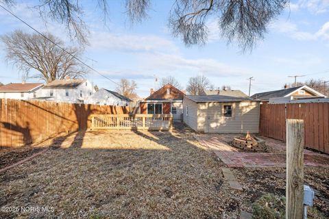 Tiny photo for 1023 Hawk Street, Toledo, OH 43612 (MLS # 10002461)